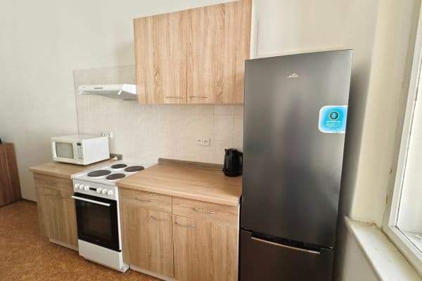 Prenájom bytu 2-izbový 50 m², Plzeňská, Praha Prenájom bytu 2-izbový 50 m², Plzeňská, Praha