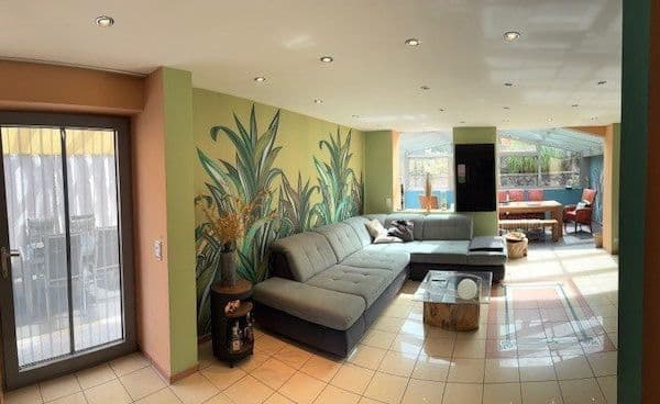 Predaj domu 153 m², pozemok 273 m², Seeheim-Jugenheim OT Ober-Beerbach Predaj domu 153 m², pozemok 273 m², Seeheim-Jugenheim OT Ober-Beerbach