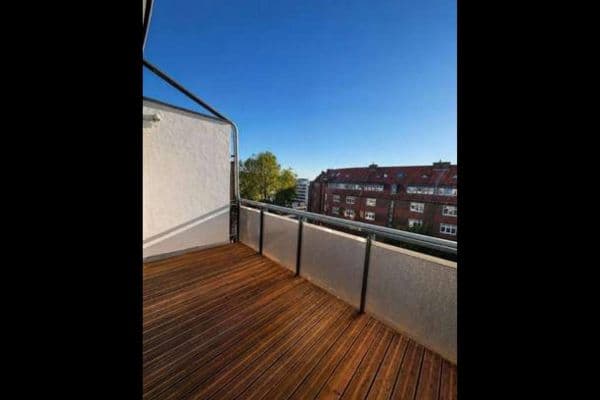 Prenájom bytu 4-izbový 105 m², Yorckstr, Düsseldorf, Severné Porýnie - Westfálsko Prenájom bytu 4-izbový 105 m², Yorckstr, Düsseldorf, Severné Porýnie - Westfálsko
