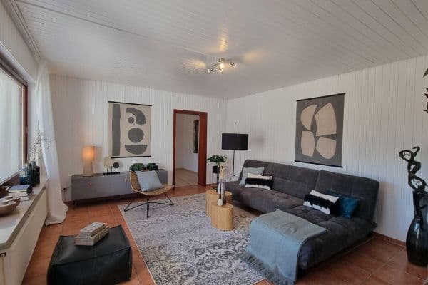 Predaj domu 207 m², pozemok 304 m², Ulmenweg 1/1, Mühlacker Predaj domu 207 m², pozemok 304 m², Ulmenweg 1/1, Mühlacker