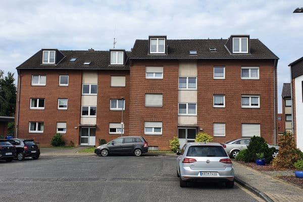 Prenájom bytu 3-izbový 81 m², Krefeld, Severné Porýnie - Westfálsko Prenájom bytu 3-izbový 81 m², Krefeld, Severné Porýnie - Westfálsko
