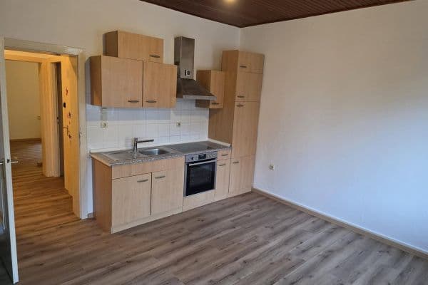 Prenájom bytu 1-izbový 41 m², Baltenstraße 20, Düsseldorf, Severné Porýnie - Westfálsko Prenájom bytu 1-izbový 41 m², Baltenstraße 20, Düsseldorf, Severné Porýnie - Westfálsko
