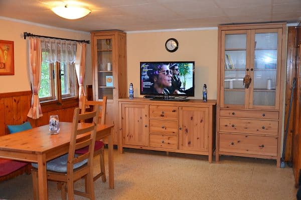Predaj rekreačného objektu 80 m², pozemok 449 m², Dolní Břežany Predaj rekreačného objektu 80 m², pozemok 449 m², Dolní Břežany