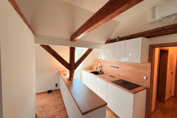 Predaj bytu 1-izbový 36 m², Staré Buky, Královéhradecký kraj Predaj bytu 1-izbový 36 m², Staré Buky, Královéhradecký kraj