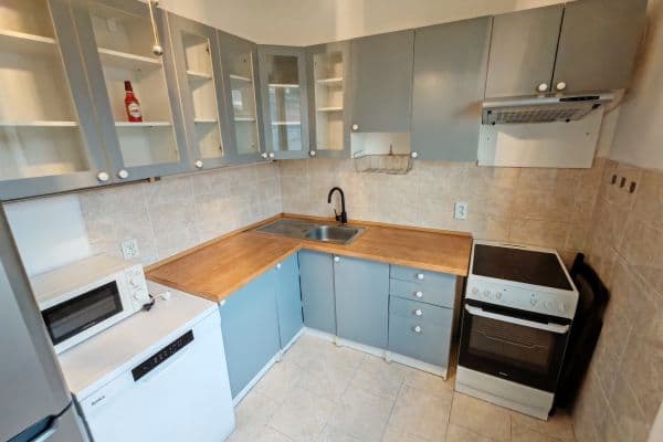 Prenájom bytu 2-izbový 51 m², Kozinova, Ústí nad Labem Prenájom bytu 2-izbový 51 m², Kozinova, Ústí nad Labem