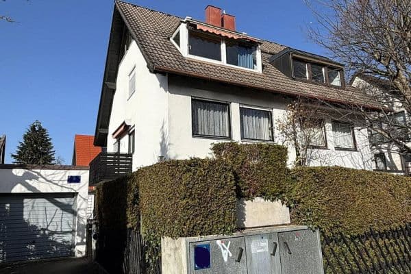 Predaj domu 144 m², pozemek 270 m², München, Bavorsko Predaj domu 144 m², pozemek 270 m², München, Bavorsko