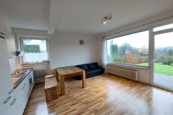 Prenájom bytu 2-izbový 47 m², Overath Prenájom bytu 2-izbový 47 m², Overath