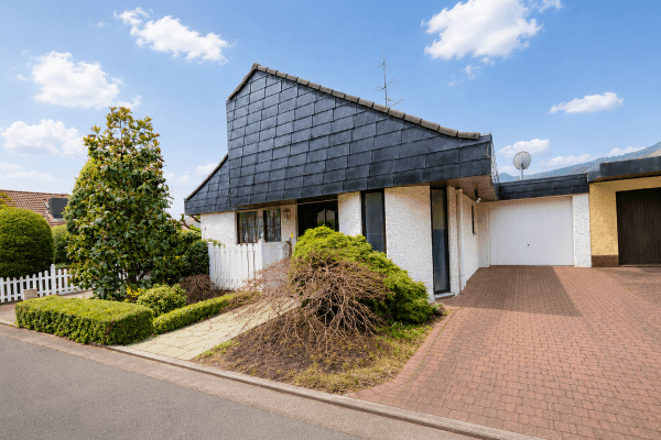 Predaj domu 155 m², pozemek 605 m², Lautertal Predaj domu 155 m², pozemek 605 m², Lautertal