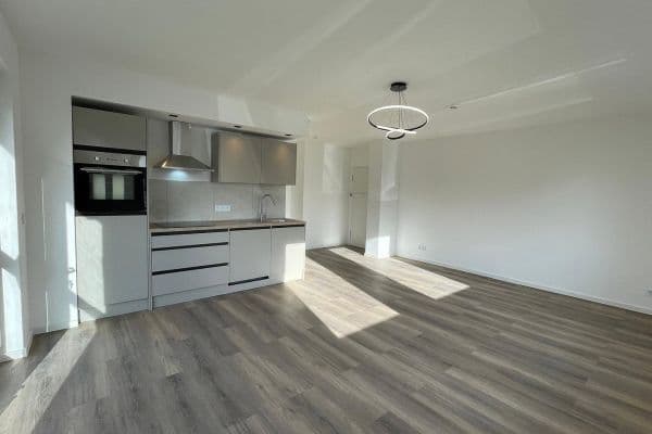 Prenájom bytu 2-izbový 56 m², Taunusstraße 7, Kerpen Brüggen Prenájom bytu 2-izbový 56 m², Taunusstraße 7, Kerpen Brüggen