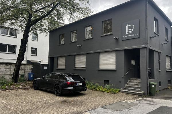 Prenájom kancelárie 88 m², Hermann-Albertz-Str.188, Oberhausen Prenájom kancelárie 88 m², Hermann-Albertz-Str.188, Oberhausen