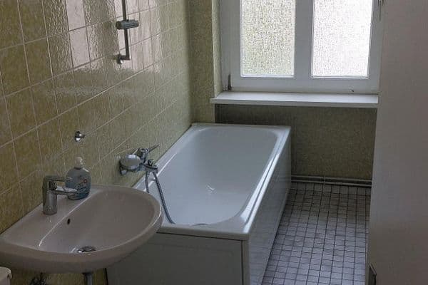 Prenájom bytu 1-izbový 48 m², Mittelstraße 7, Berlin, Berlín Prenájom bytu 1-izbový 48 m², Mittelstraße 7, Berlin, Berlín