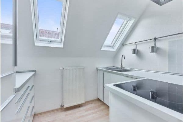 Prenájom bytu 2-izbový 69 m², Erzhausen Prenájom bytu 2-izbový 69 m², Erzhausen