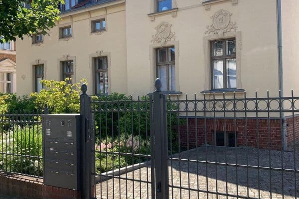 Prenájom bytu 5-izbový 145 m², Beyerstraße 6, Potsdam, Brandenbursko Prenájom bytu 5-izbový 145 m², Beyerstraße 6, Potsdam, Brandenbursko