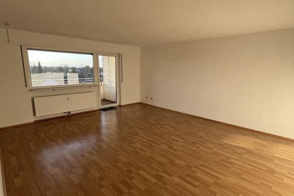 Prenájom bytu 3-izbový 89 m², Schwetzingen Prenájom bytu 3-izbový 89 m², Schwetzingen