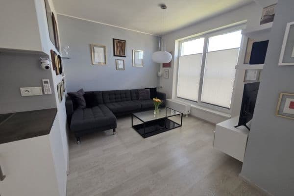 Predaj bytu 2-izbový 56 m², Oty Bubeníčka, Praha Predaj bytu 2-izbový 56 m², Oty Bubeníčka, Praha