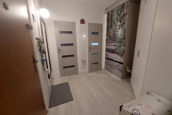 Predaj bytu 3-izbový 82 m², Přecechtělova, Praha Predaj bytu 3-izbový 82 m², Přecechtělova, Praha