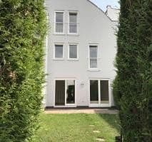 Prenájom domu 230 m², pozemok 250 m², Wiesbaden-Sonnenberg Prenájom domu 230 m², pozemok 250 m², Wiesbaden-Sonnenberg