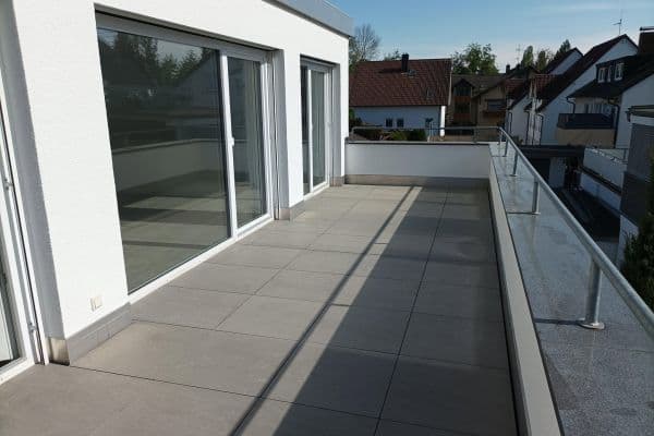 Prenájom bytu 4-izbový 119 m², Uhldingen-Mühlhofen Prenájom bytu 4-izbový 119 m², Uhldingen-Mühlhofen