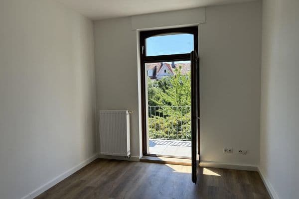 Prenájom bytu 3-izbový 71 m², Kaupstraße 5, Darmstadt Prenájom bytu 3-izbový 71 m², Kaupstraße 5, Darmstadt