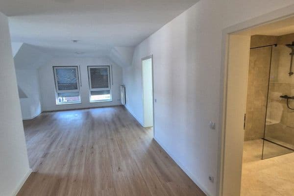 Prenájom bytu 3-izbový 81 m², Osnabrück Voxtrup, Dolné Sasko Prenájom bytu 3-izbový 81 m², Osnabrück Voxtrup, Dolné Sasko