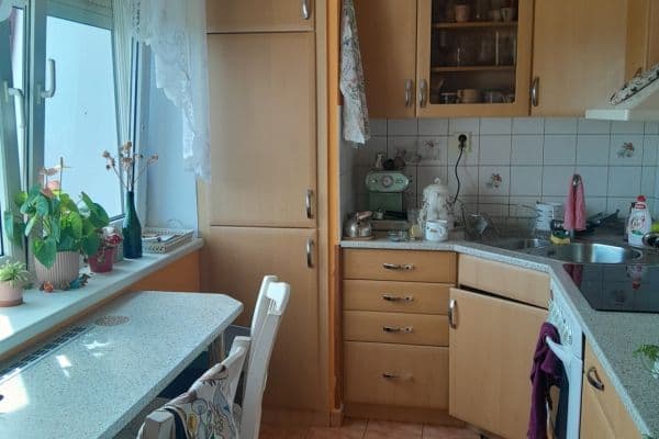 Prenájom bytu 2-izbový 51 m², Na Větrníku, Chrudim Prenájom bytu 2-izbový 51 m², Na Větrníku, Chrudim