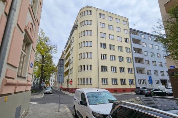 Predaj bytu 2-izbový 63 m², Veleslavínova, Ostrava, Moravskoslezský kraj Predaj bytu 2-izbový 63 m², Veleslavínova, Ostrava, Moravskoslezský kraj