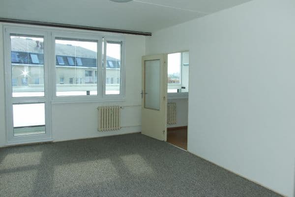 Prenájom bytu 3-izbový 71 m², Breitcetlova, Praha Prenájom bytu 3-izbový 71 m², Breitcetlova, Praha