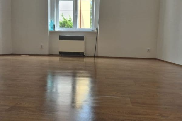 Prenájom bytu 2-izbový 48 m², Vančurova, Cheb, Karlovarský kraj Prenájom bytu 2-izbový 48 m², Vančurova, Cheb, Karlovarský kraj