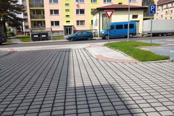 Prenájom bytu 2-izbový 58 m², Nádražní, Nové Město pod Smrkem Prenájom bytu 2-izbový 58 m², Nádražní, Nové Město pod Smrkem