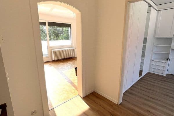 Prenájom bytu 2-izbový 43 m², Bielefeld, Severné Porýnie - Westfálsko Prenájom bytu 2-izbový 43 m², Bielefeld, Severné Porýnie - Westfálsko