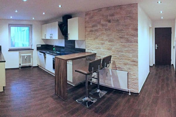 Prenájom bytu 4-izbový 96 m², Gunzenhausen Prenájom bytu 4-izbový 96 m², Gunzenhausen