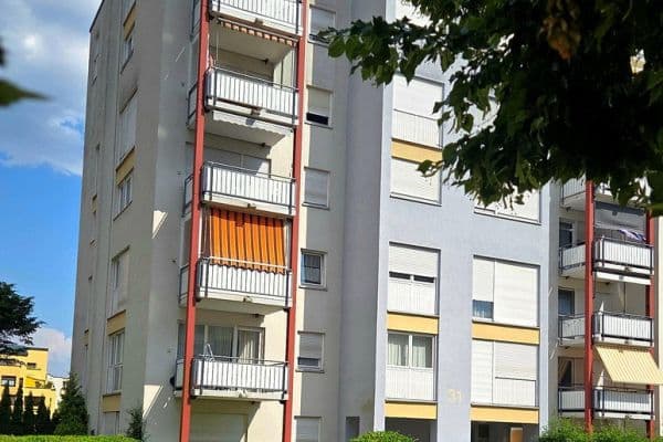 Predaj bytu 3-izbový 80 m², Sindelfingen Predaj bytu 3-izbový 80 m², Sindelfingen