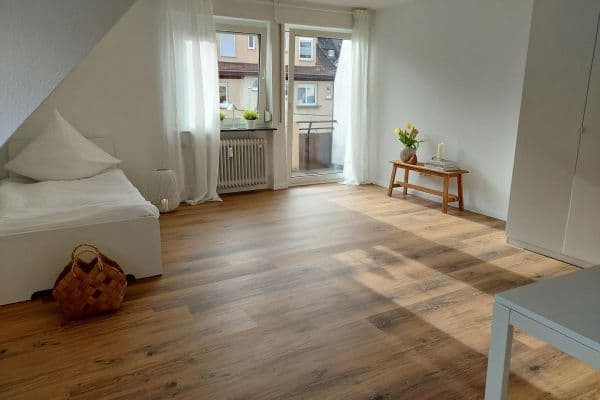 Prenájom bytu 1-izbový 31 m², Stuttgart, Bádensko-Wurttembersko Prenájom bytu 1-izbový 31 m², Stuttgart, Bádensko-Wurttembersko