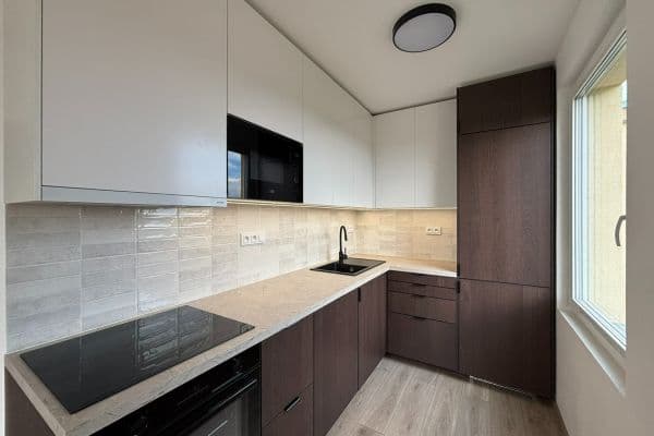 Predaj bytu 3-izbový 62 m², Kubíkova, Praha Predaj bytu 3-izbový 62 m², Kubíkova, Praha