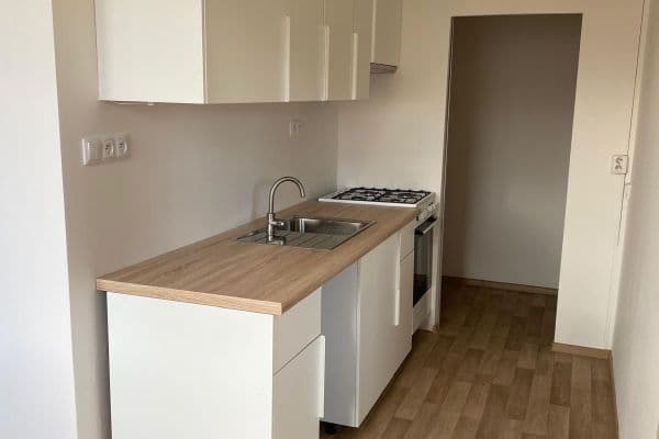 Prenájom bytu 2-izbový 60 m², Václava Špály, Prostějov Prenájom bytu 2-izbový 60 m², Václava Špály, Prostějov