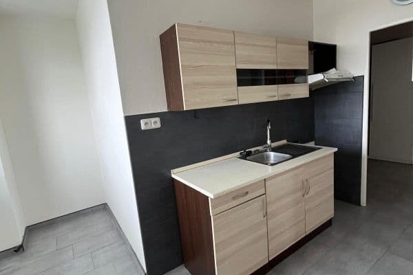Prenájom bytu 2-izbový 62 m², Macháčkova, Plzeň, Plzeňský kraj Prenájom bytu 2-izbový 62 m², Macháčkova, Plzeň, Plzeňský kraj