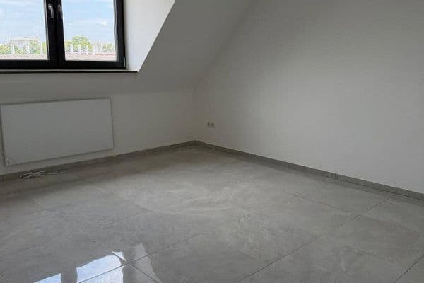 Prenájom bytu 61 m², Altriper Straße 56, Ludwigshafen am Rhein, Porýnie-Falcko Prenájom bytu 61 m², Altriper Straße 56, Ludwigshafen am Rhein, Porýnie-Falcko