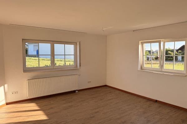 Prenájom bytu 2-izbový 77 m², Bösingen-Herrenzimmern Prenájom bytu 2-izbový 77 m², Bösingen-Herrenzimmern