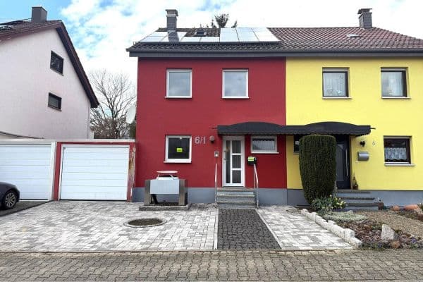 Predaj domu 111 m², pozemok 280 m², Sudetenstr. 6/1, Bretten Predaj domu 111 m², pozemok 280 m², Sudetenstr. 6/1, Bretten