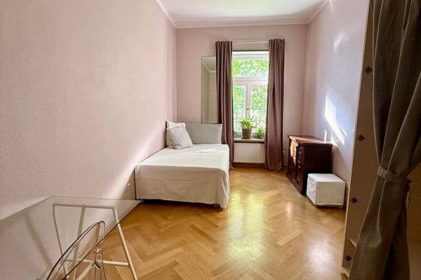 Prenájom bytu 1-izbový 15 m², Kaiserstraße 40, München, Bavorsko Prenájom bytu 1-izbový 15 m², Kaiserstraße 40, München, Bavorsko