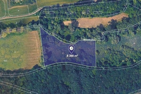 Predaj pozemku 8.368 m², Číčovice Predaj pozemku 8.368 m², Číčovice
