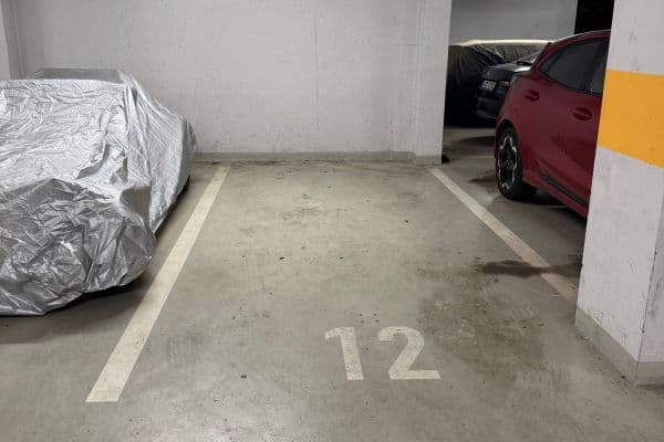 Predaj garáže 12 m², Švehlova, Praha Predaj garáže 12 m², Švehlova, Praha