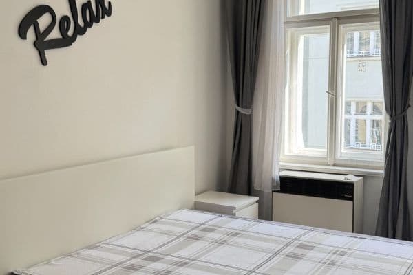 Predaj bytu 1-izbový 34 m², Na Celné, Praha Predaj bytu 1-izbový 34 m², Na Celné, Praha