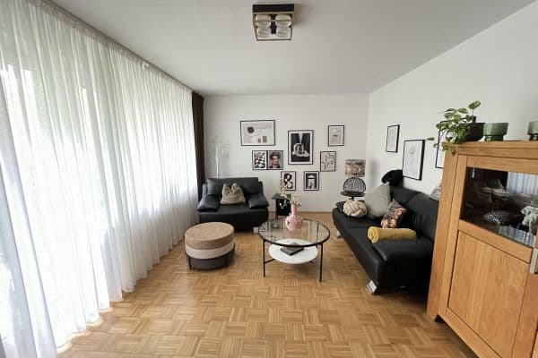Prenájom bytu 3-izbový 73 m², Hattinger Str. 869, Bochum Prenájom bytu 3-izbový 73 m², Hattinger Str. 869, Bochum