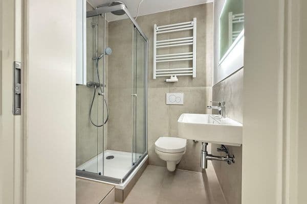 Prenájom bytu 3-izbový 70 m², Hochstraße 90, Hagen Prenájom bytu 3-izbový 70 m², Hochstraße 90, Hagen