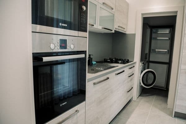 Prenájom bytu 1-izbový 38 m², Novohorská, Rača Prenájom bytu 1-izbový 38 m², Novohorská, Rača