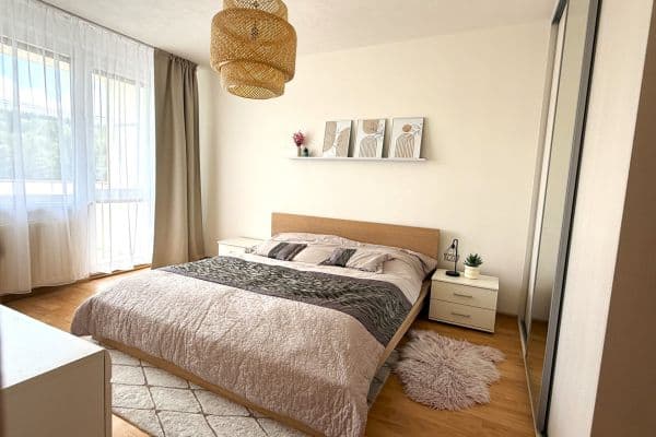 Predaj bytu 2-izbový 67 m², sídliště 9. května, Nejdek Predaj bytu 2-izbový 67 m², sídliště 9. května, Nejdek