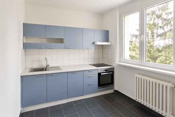 Prenájom bytu 2-izbový 58 m², Vladivostocká, Praha Prenájom bytu 2-izbový 58 m², Vladivostocká, Praha