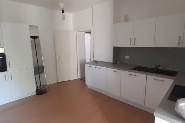 Prenájom bytu 3-izbový 58 m², Hohenzollernstr.5, Duissern, Severné Porýnie - Westfálsko Prenájom bytu 3-izbový 58 m², Hohenzollernstr.5, Duissern, Severné Porýnie - Westfálsko