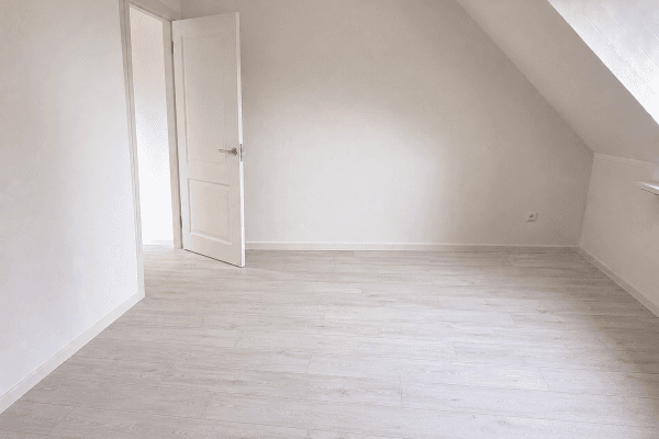 Prenájom bytu 4-izbový 98 m², Peter-Siemeister-Straße, Neuwied, Porýnie-Falcko Prenájom bytu 4-izbový 98 m², Peter-Siemeister-Straße, Neuwied, Porýnie-Falcko